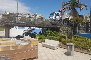 El Gobierno de Telde repone el área de juegos infantiles del parque de La Barranquera (Foto TA)